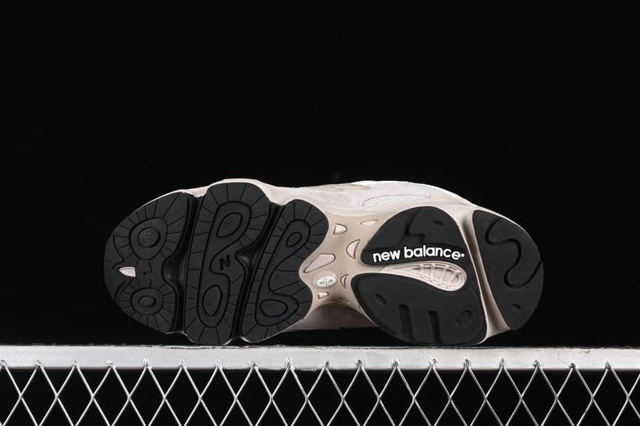 New Balance 1000 Grey Cream