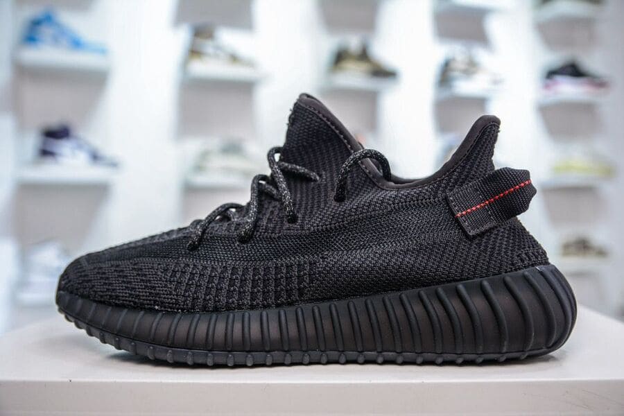 Adidas Yeezy 350 V2 Black Static