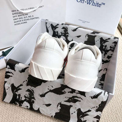 Tênis Off-White Vulcanized Low Canvas White