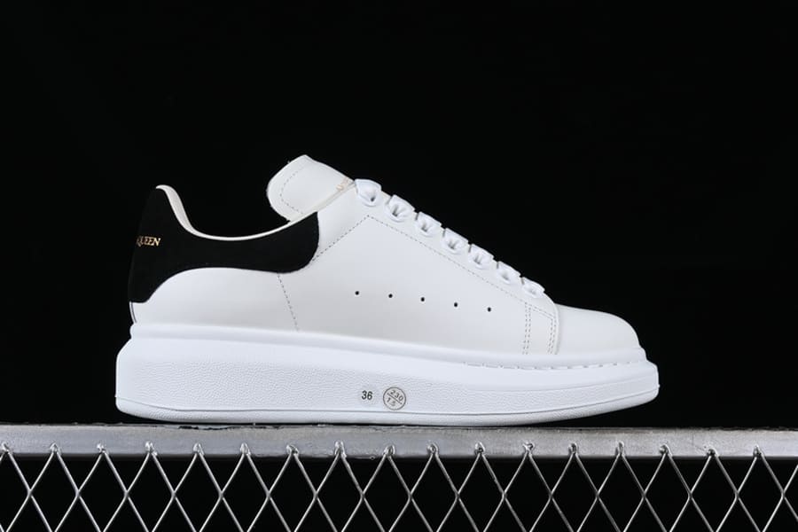 Alexander McQueen Oversized Ivory Black