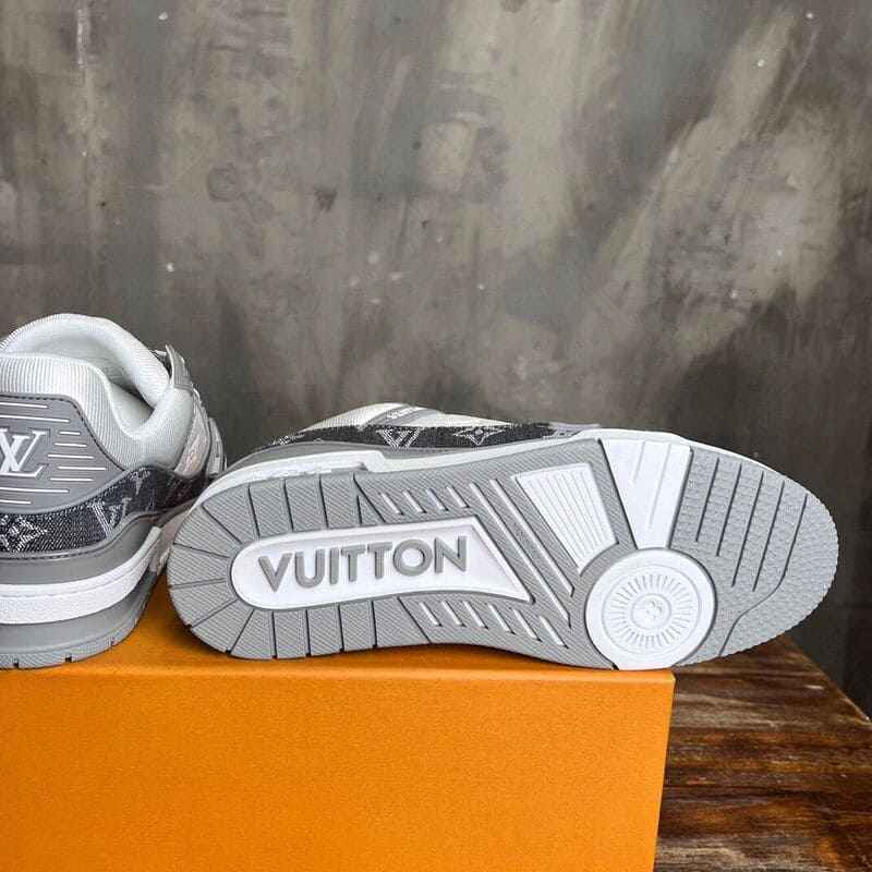 Louis Vuitton LV Trainer Monogram White Grey