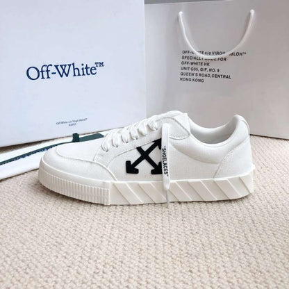 Tênis Off-White Vulcanized Low Canvas White