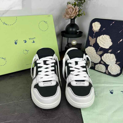 Off-White Out of Office White Black