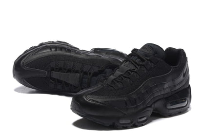 Nike Air Max 95 Triple Black