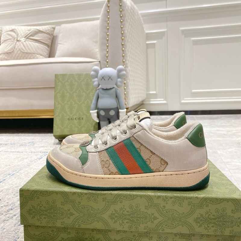 Gucci GG Canvas Screener