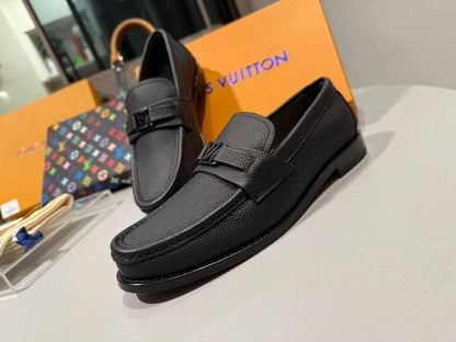Louis Vuitton Major Loafer Preto