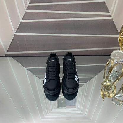 Alexander McQueen Oversized Graffiti Black White