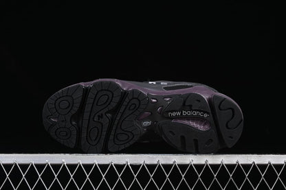 New Balance 1000 Magnet